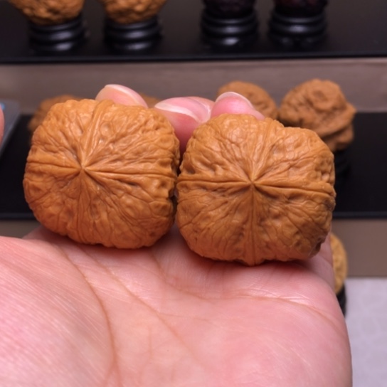 文玩核桃把件玺宝四楞28