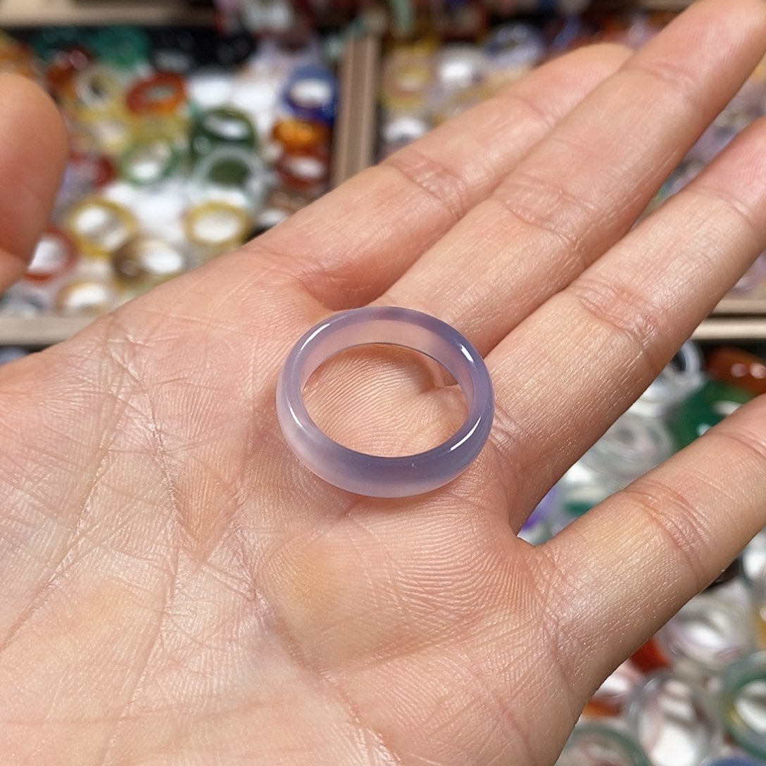 玛瑙/玉髓戒指未镶嵌小**?