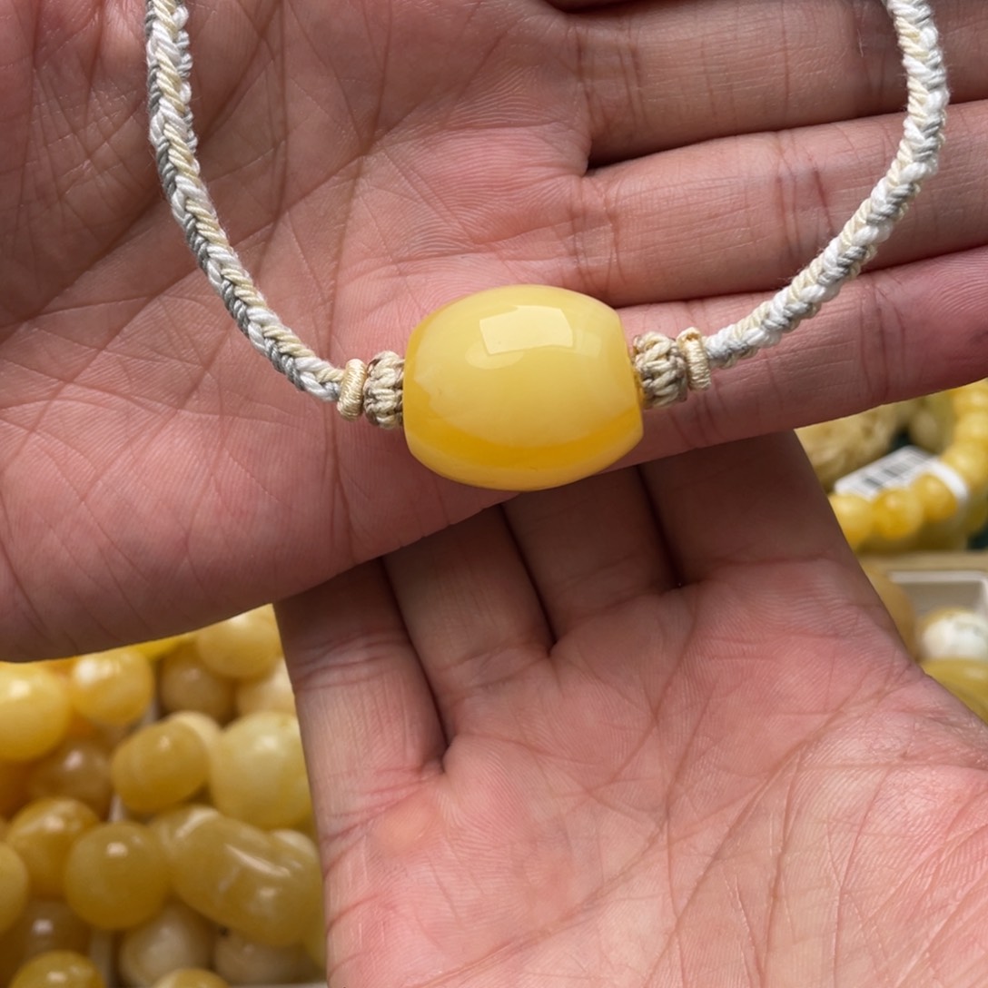 蜜蜡珠宝奇石未镶嵌