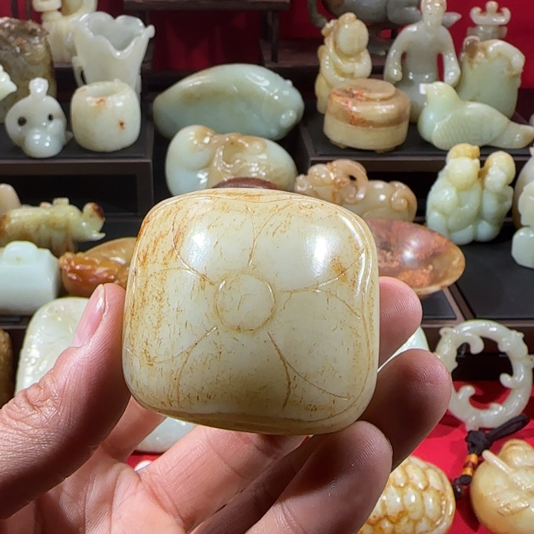 和田玉摆件未镶嵌淮**欣