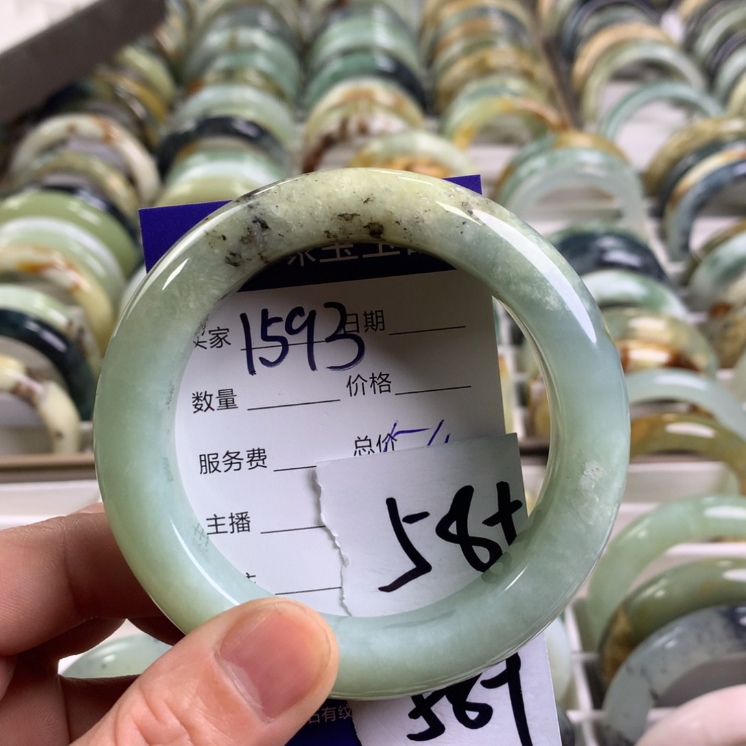 蛇纹石玉手镯未镶嵌1593