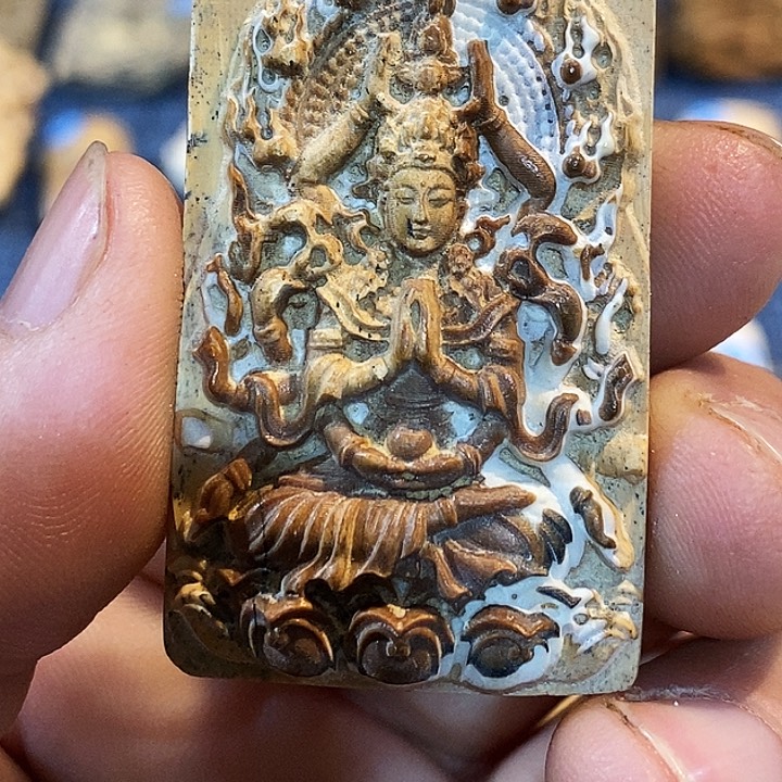 泥塑k****k工艺品的制作