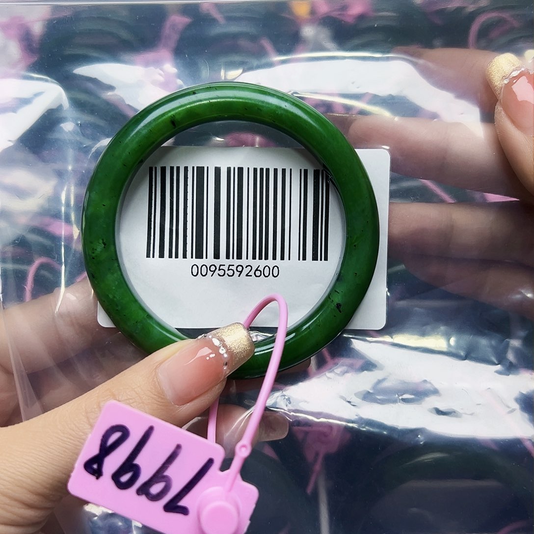 和田玉（碧玉）颈饰未镶嵌61