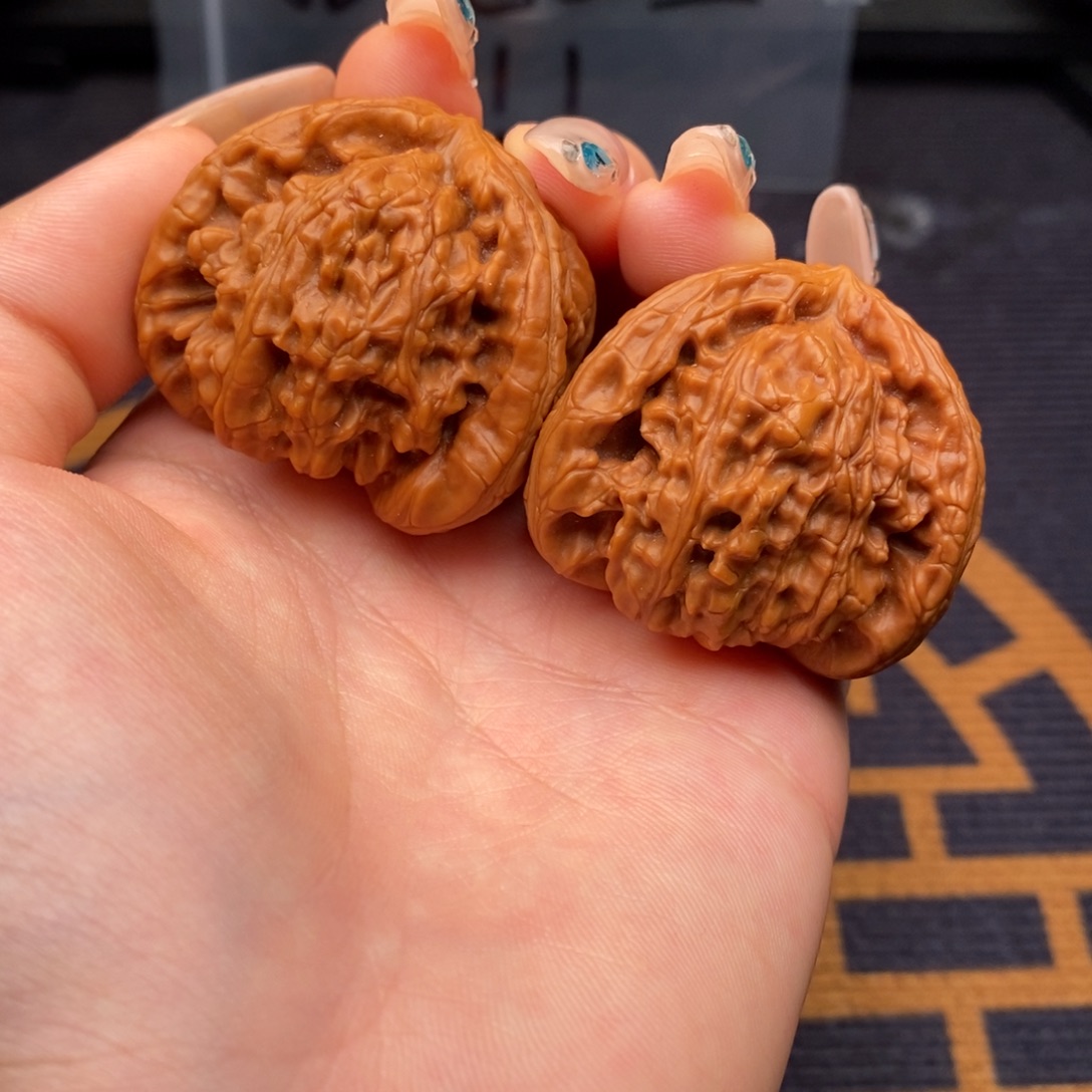 X***Y吊坠文玩核桃白狮子