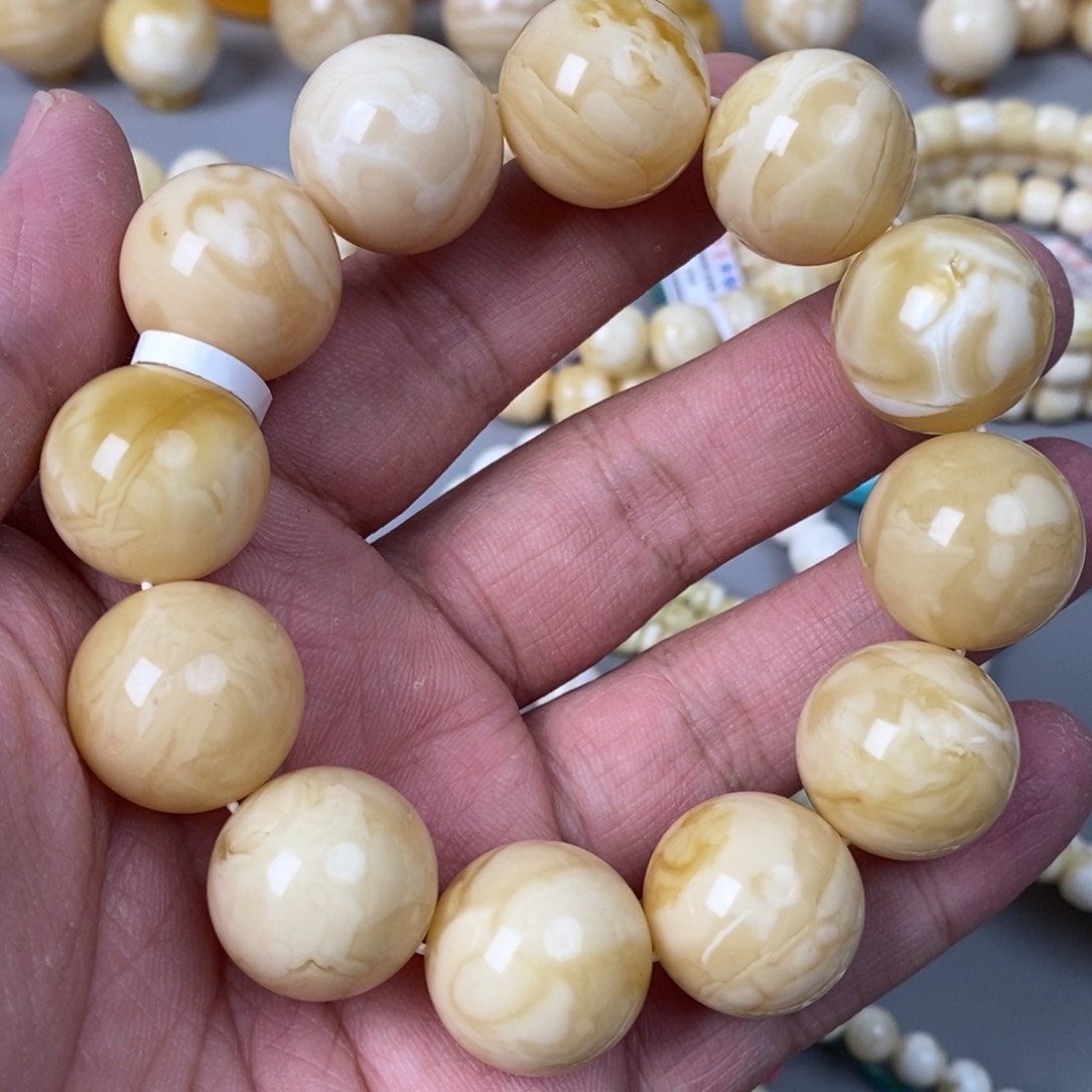 琥珀珠宝奇石未镶嵌20.5mm