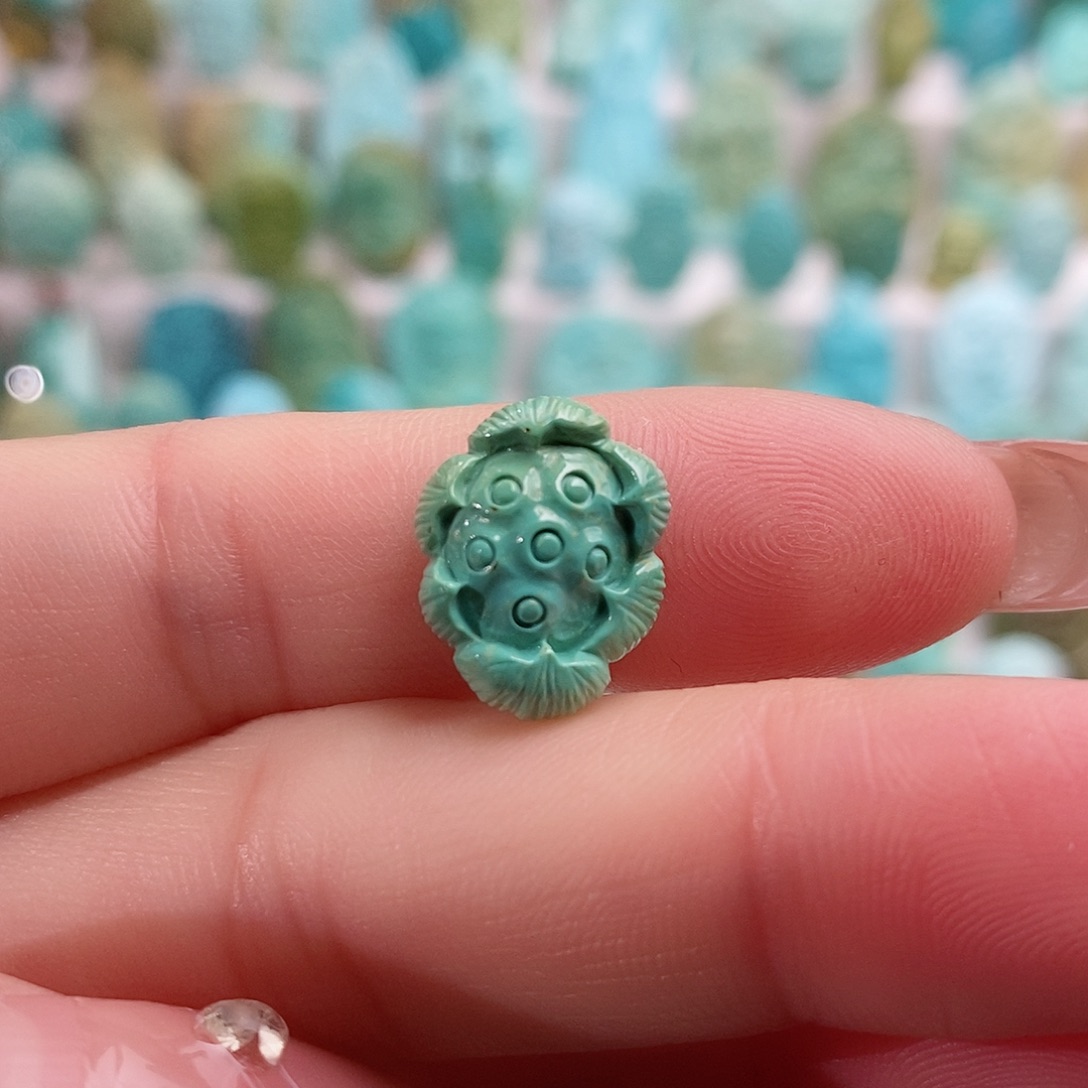 绿松石绿松石未镶嵌