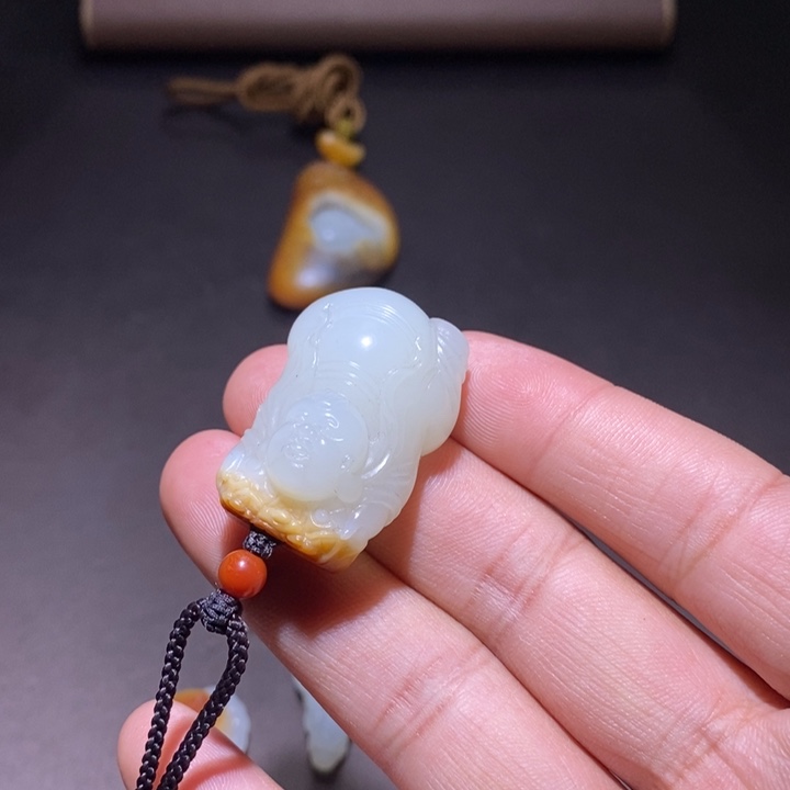 和田玉银S925镶嵌挂件