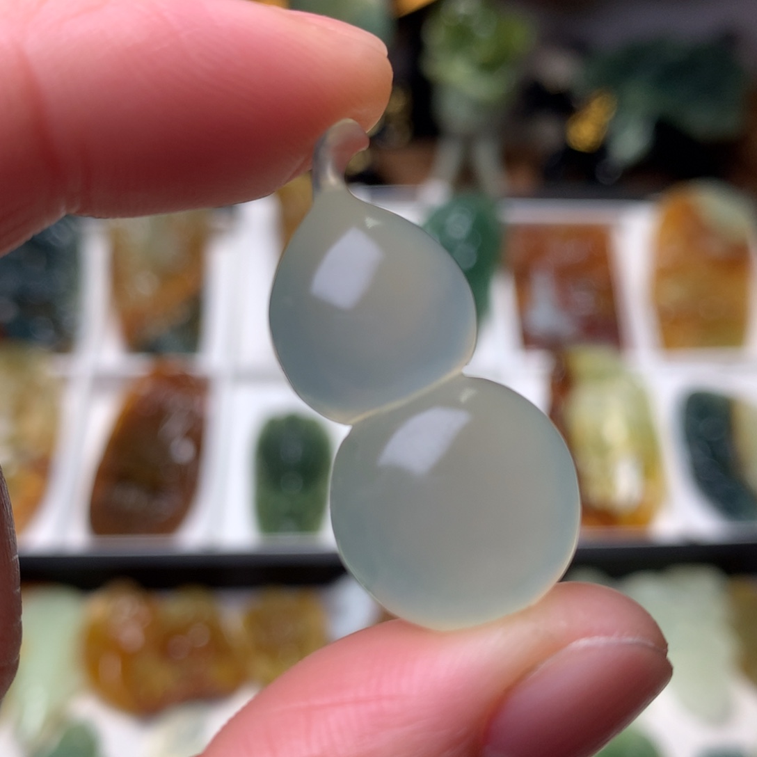 岫玉挂件葫芦未镶嵌