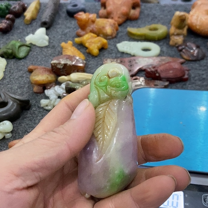 白玉菩提吊坠摆件