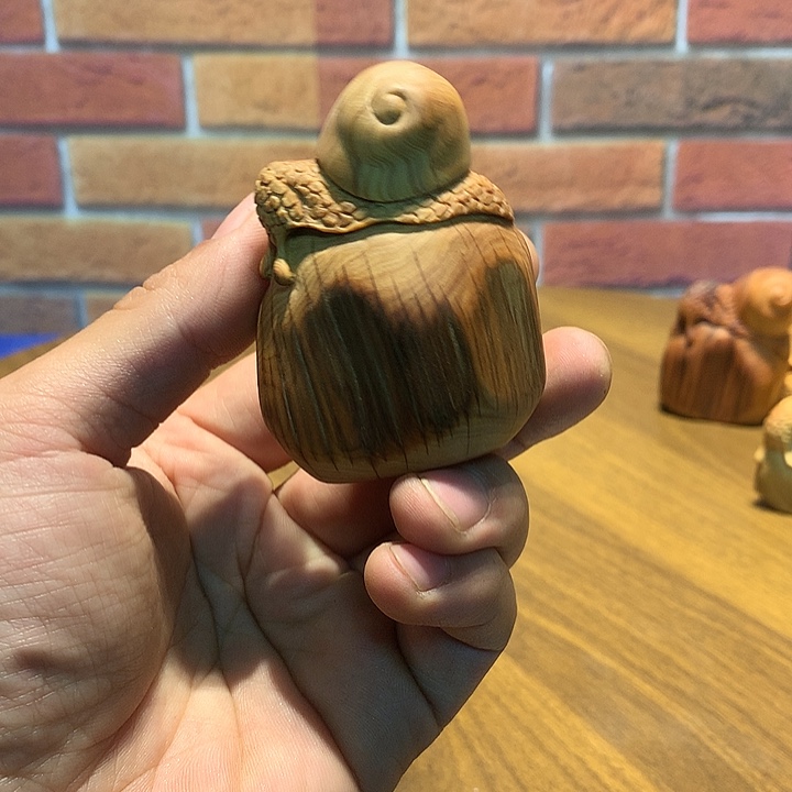 柏木（崖柏）用****7蜗牛