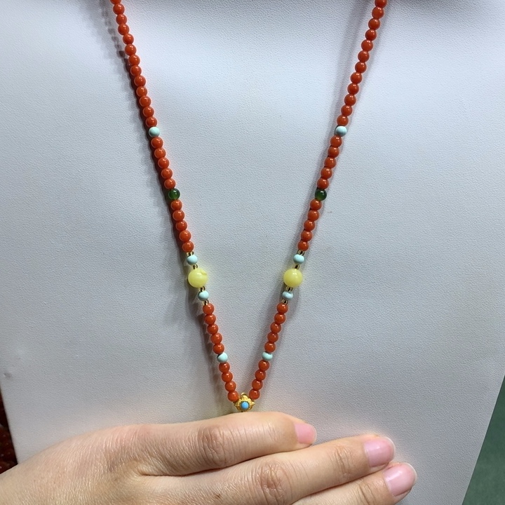 南红玛瑙未镶嵌颈饰3.7mm