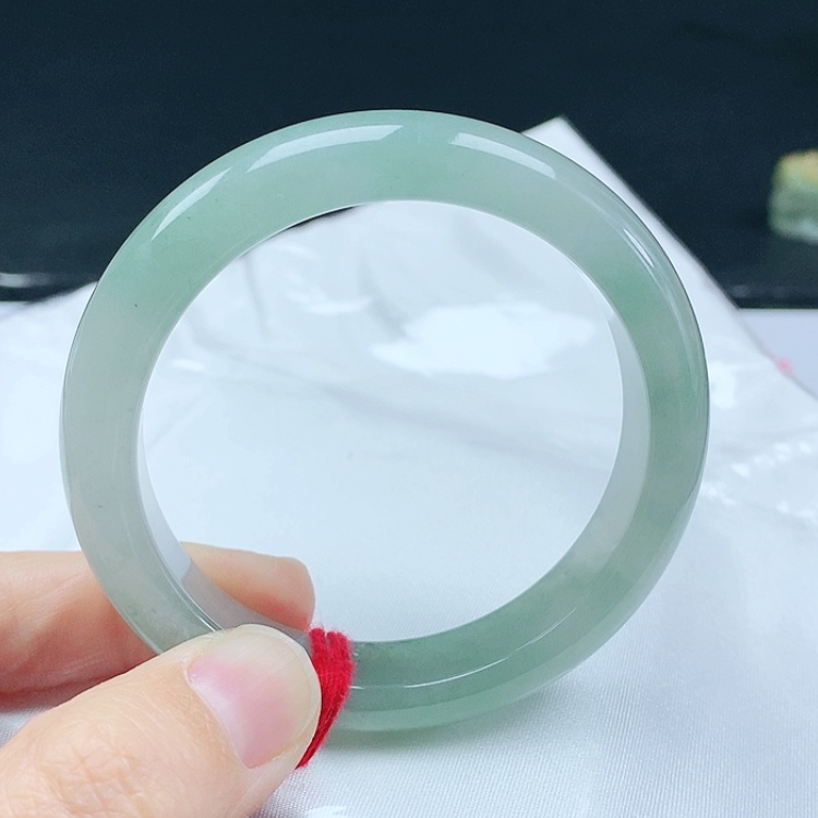 【闪购商品】翡翠手镯未镶嵌天然翡翠手镯