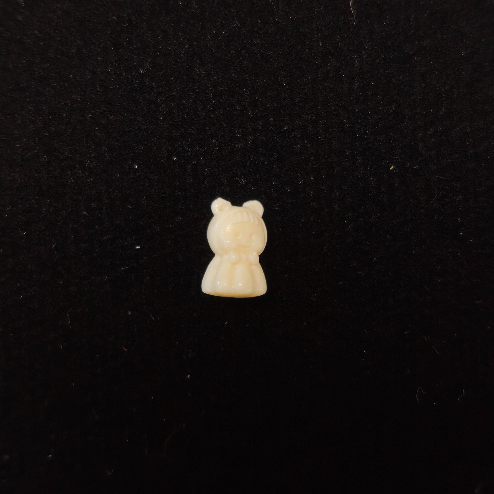 (B006)天然猛犸牙手工雕刻多妹配珠文玩配饰 约8*12mm