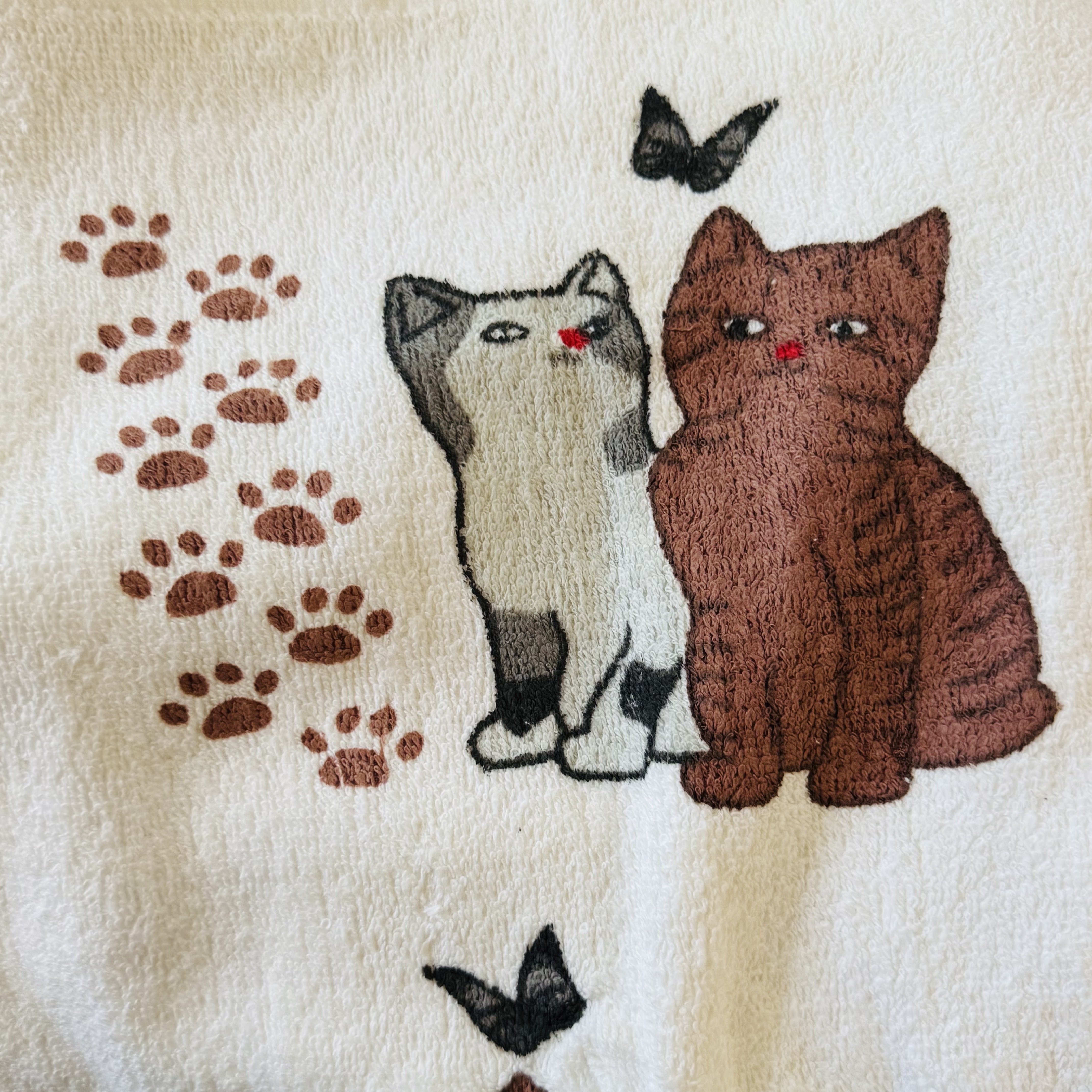 白色小猫扑蝶纯棉浴巾毛巾组合（1大2小）