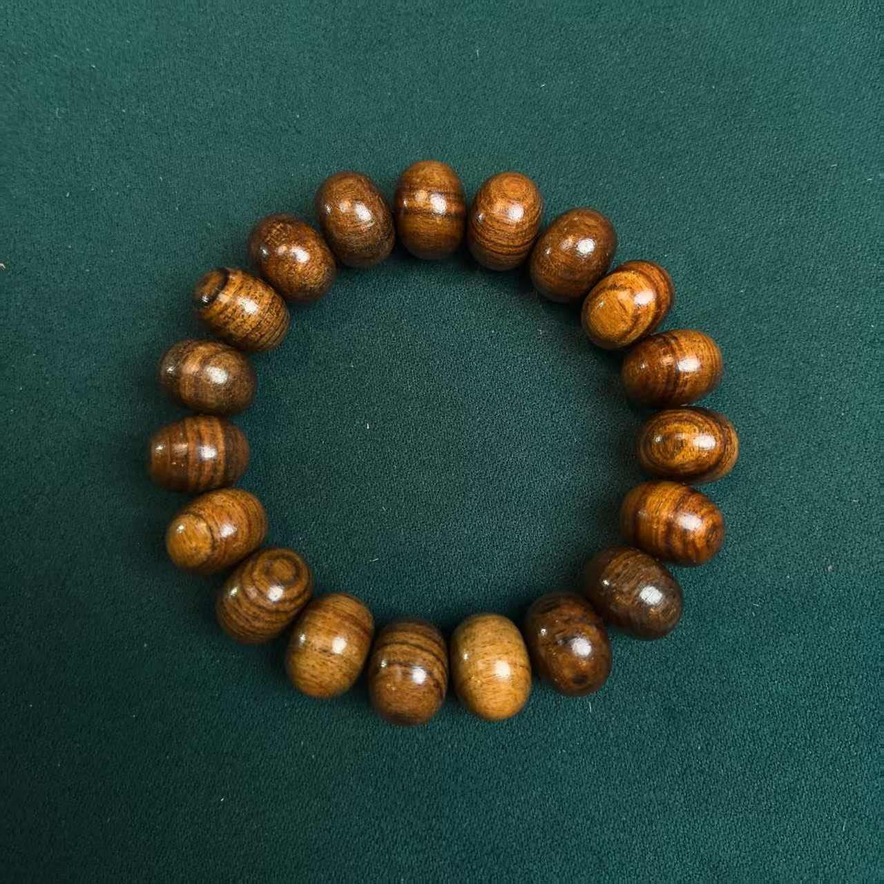 F001精品手串一条