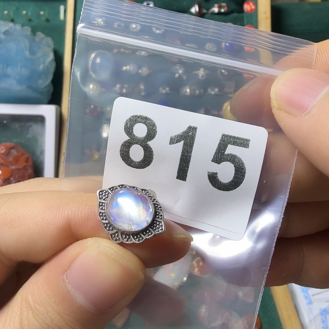 出***y银S925镶嵌月光石戒指