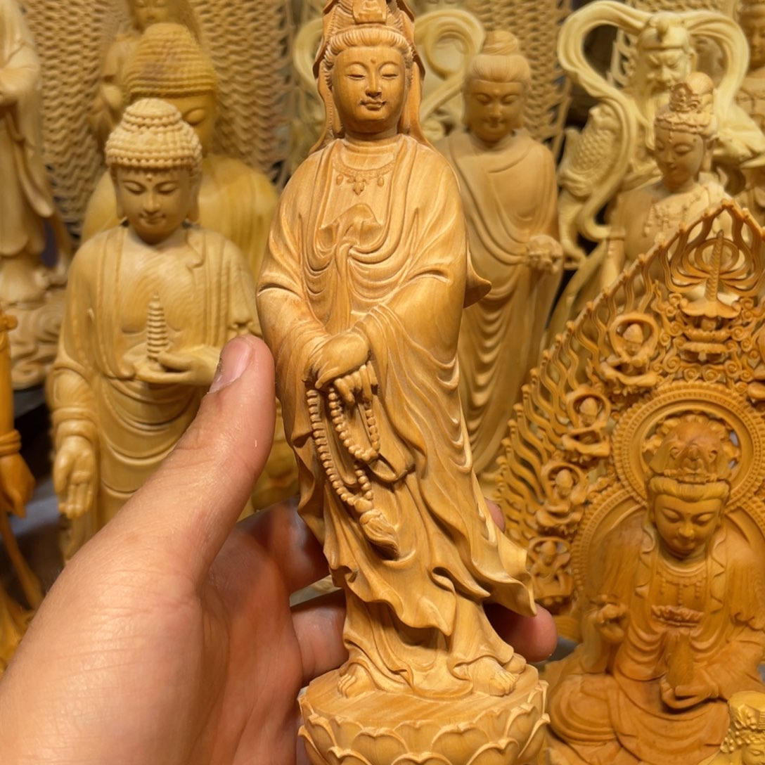 黄杨木小瑕疵念珠观音