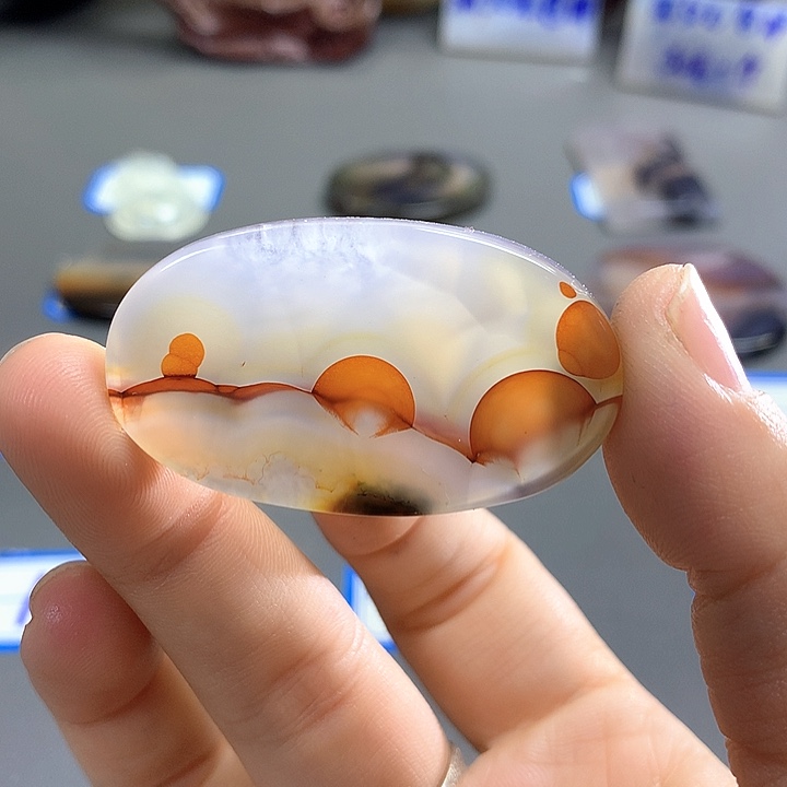 未镶嵌颈饰玛瑙/玉髓