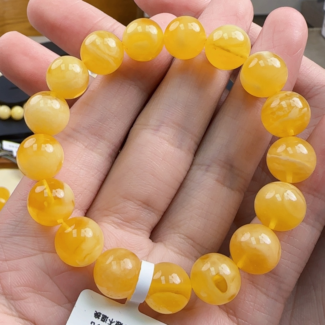 未镶嵌琥珀珠宝奇石