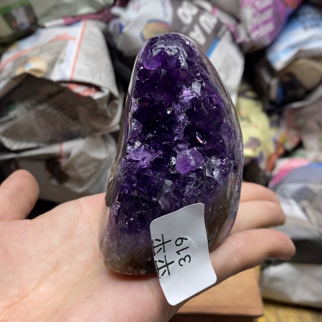 紫晶乌拉圭未镶嵌