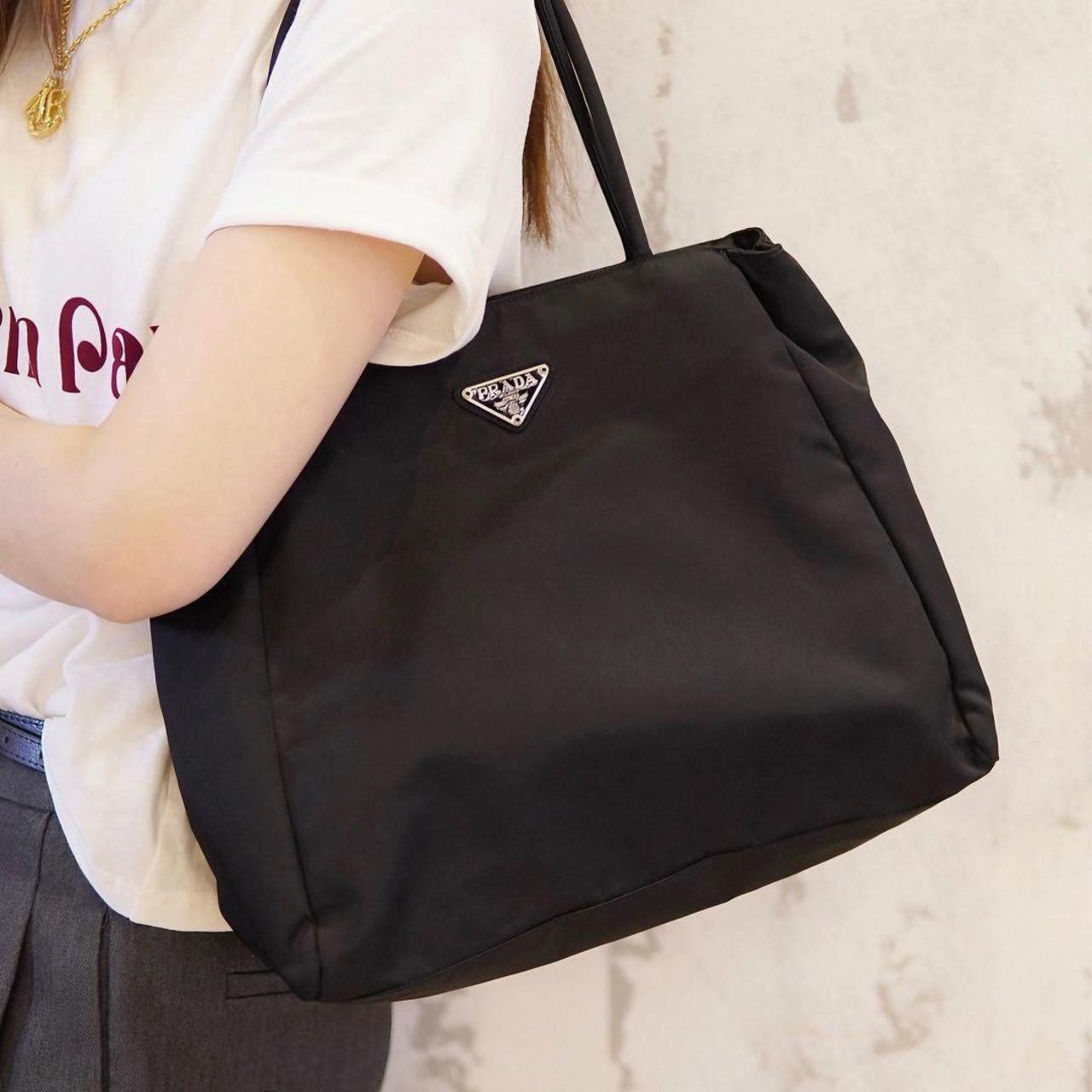 95新 Prada/普拉达 大吉中古/Prada普拉达黑银尼龙单肩包