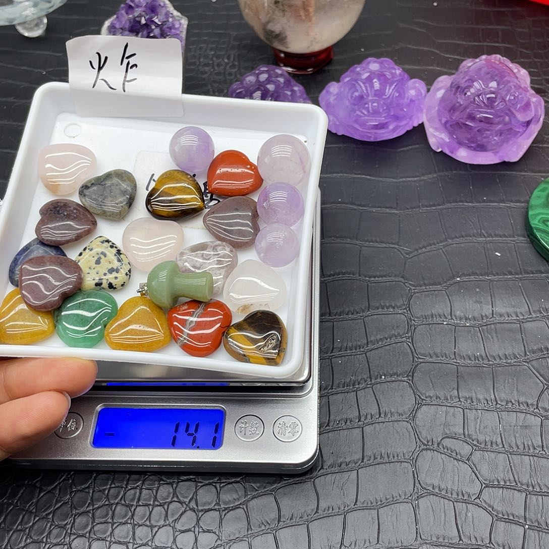 水晶未镶嵌珠宝半成品14
