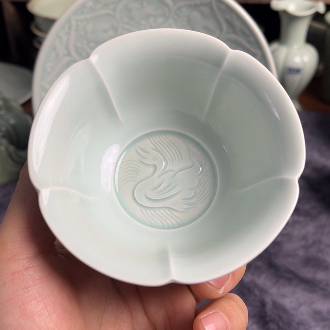 瓷微瑕花口鸭子杯特价