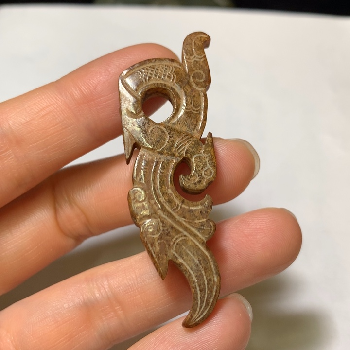 和田玉未镶嵌颈饰晃**度