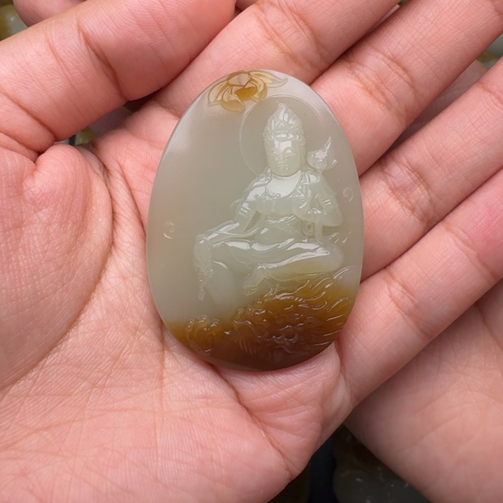 和田玉颈饰未镶嵌西**壁