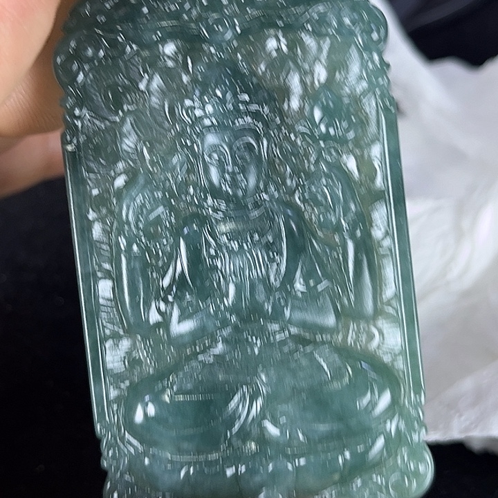 最***想翡翠未镶嵌颈饰缅甸天然翡翠