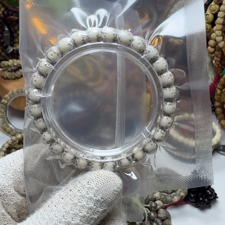 李****星月菩提手串9号车尺寸8.7石玉单圈