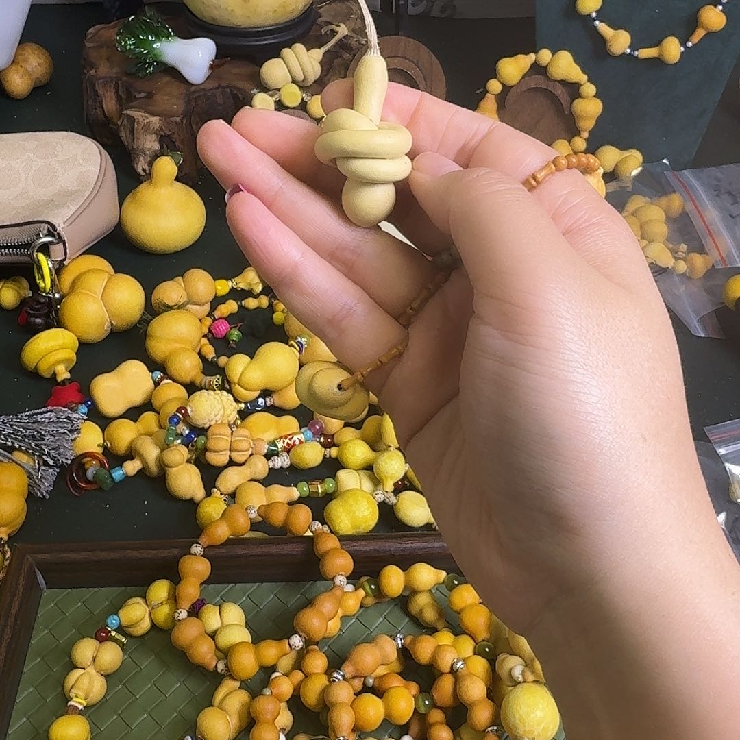 *****大叶紫檀（黑酸枝木类）