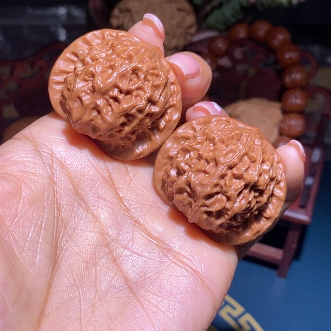 文玩核桃把件40瓷娃娃