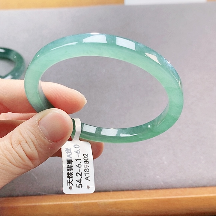 【闪购商品】翡翠手镯（圆镯）未镶嵌