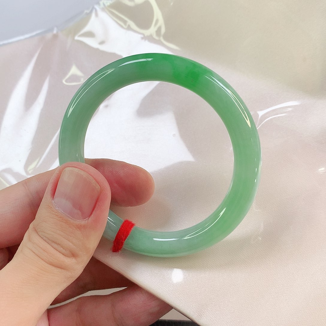 翡翠未镶嵌手镯翡翠手镯1515