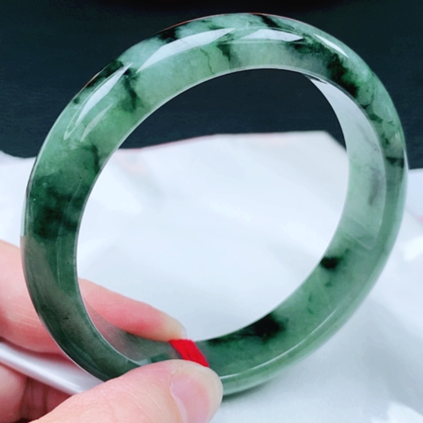 【闪购商品】翡翠手镯未镶嵌64圈