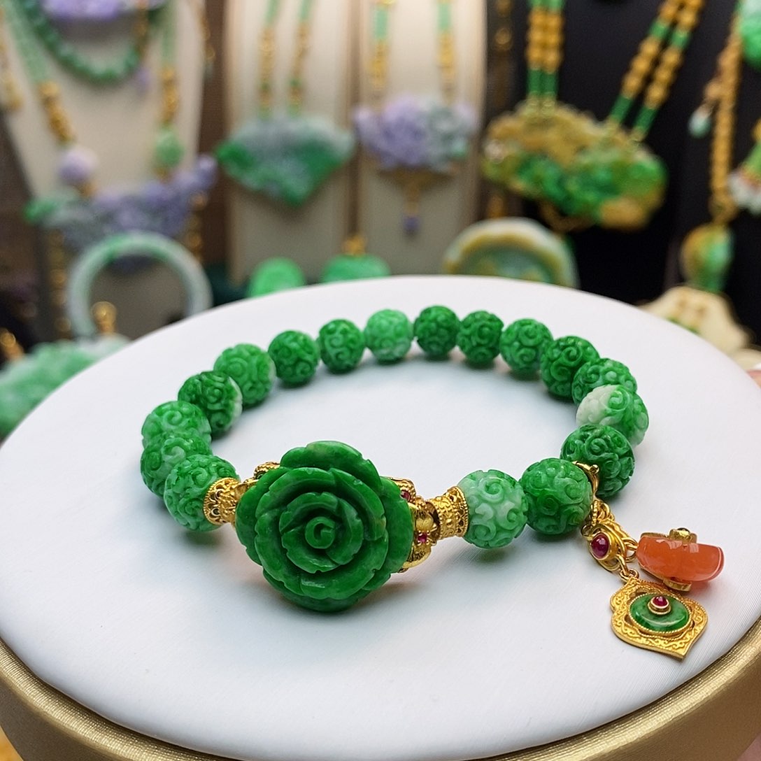 翡翠手链未镶嵌天然