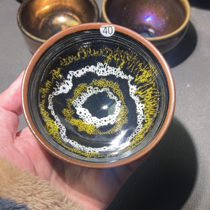 茶盏好吧那我们也睡一晚上