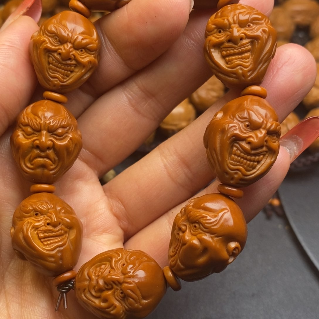 橄榄核吊坠恶僧手串