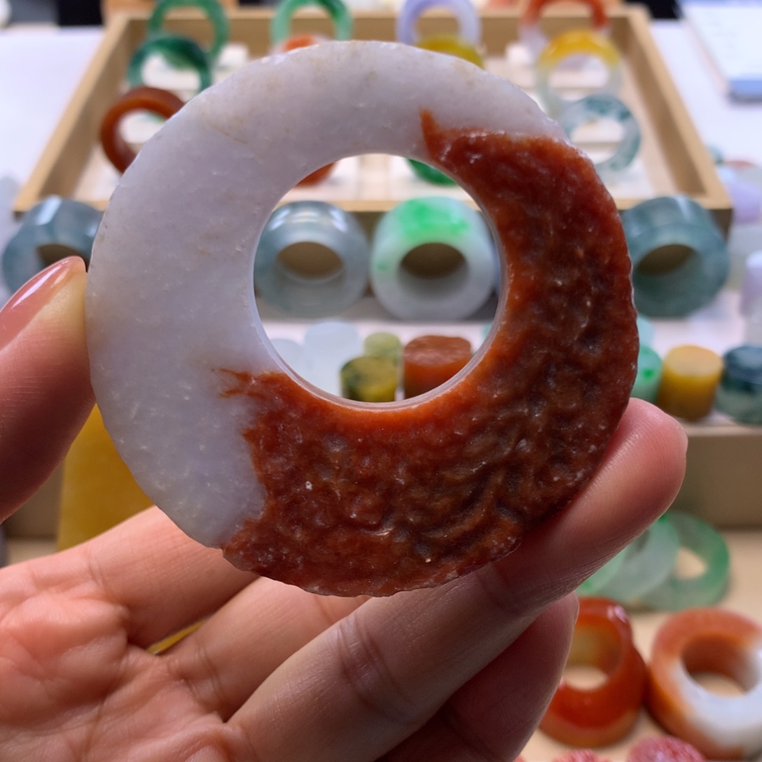 定制翡翠未镶嵌翡翠