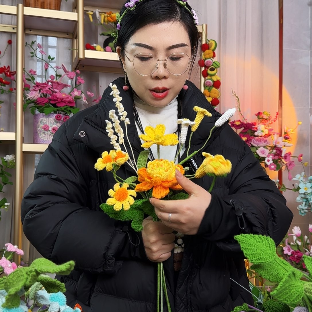 手工钩织设计花束