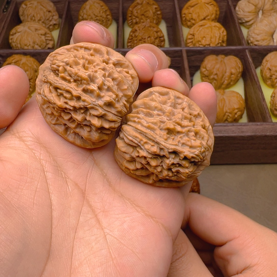 文玩核桃把件40尺平谷四座楼