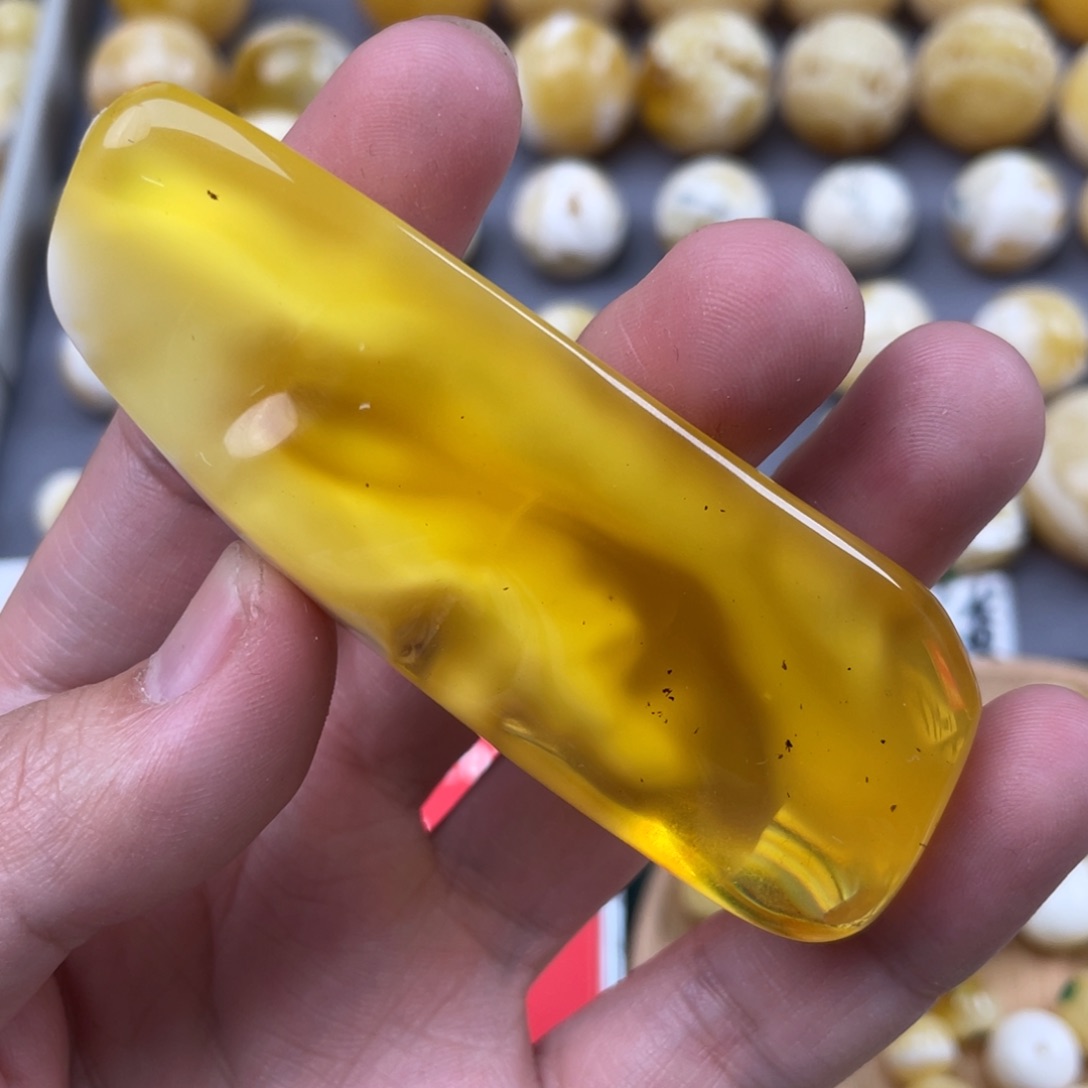 蜜蜡珠宝奇石未镶嵌