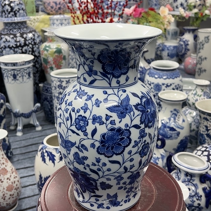 摆件青花瓷居家摆件赏瓶，花瓶