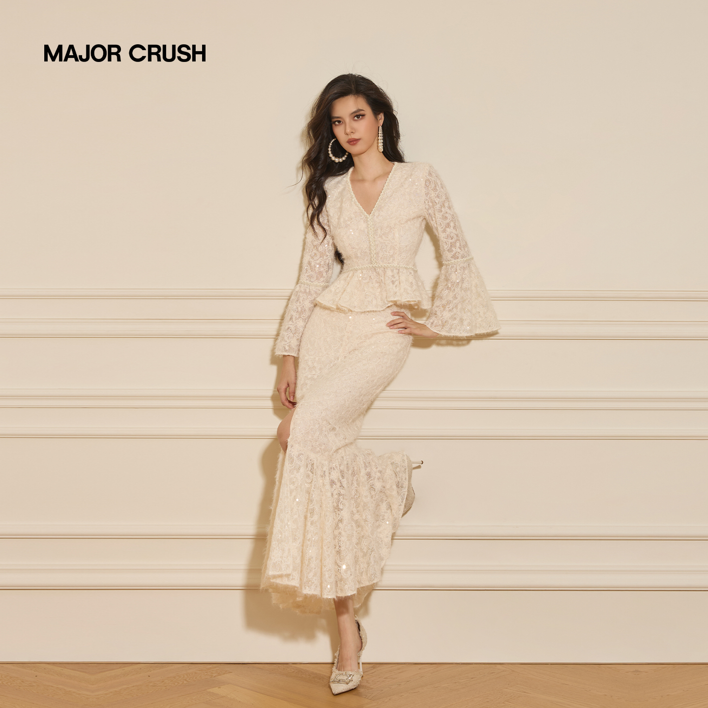 MAJOR CRUSH冬季新款白色织花套裙蕾丝设计感鱼尾半裙套装75439