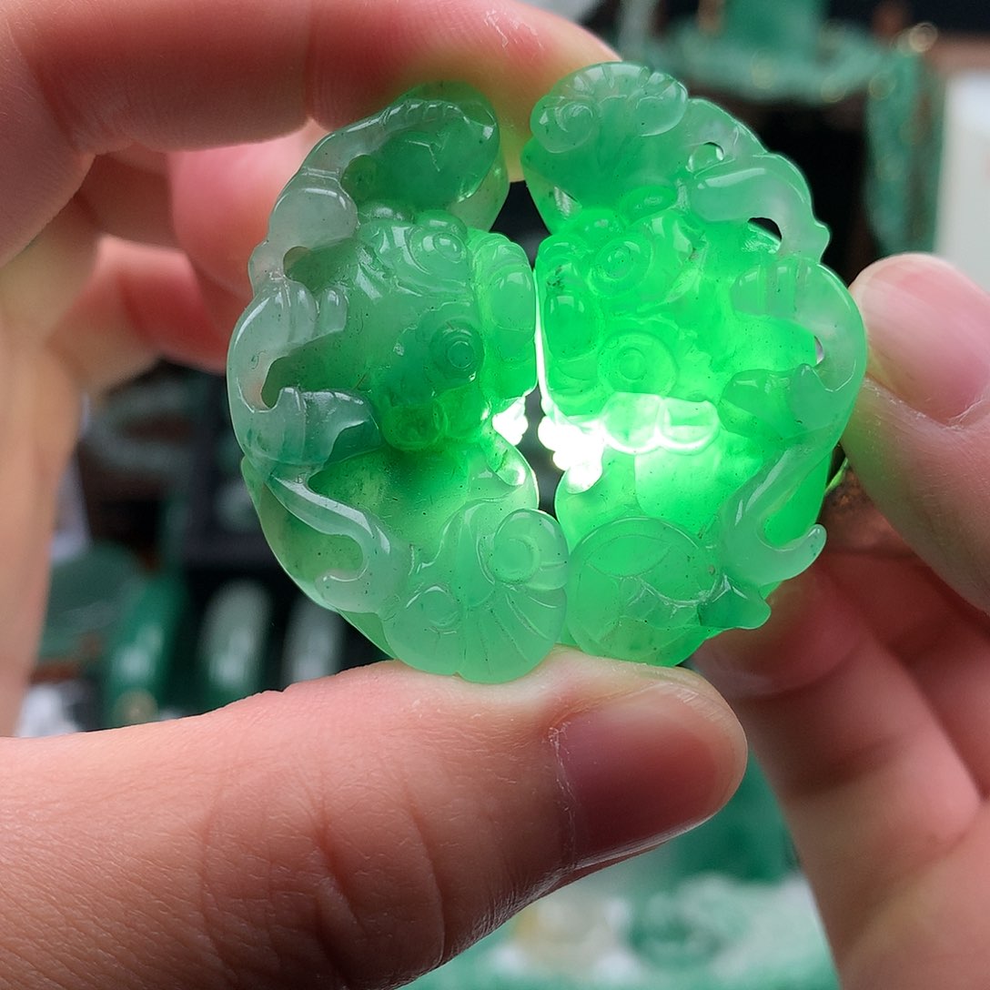 石英质玉吊坠(不含链)未镶嵌貔貅一对