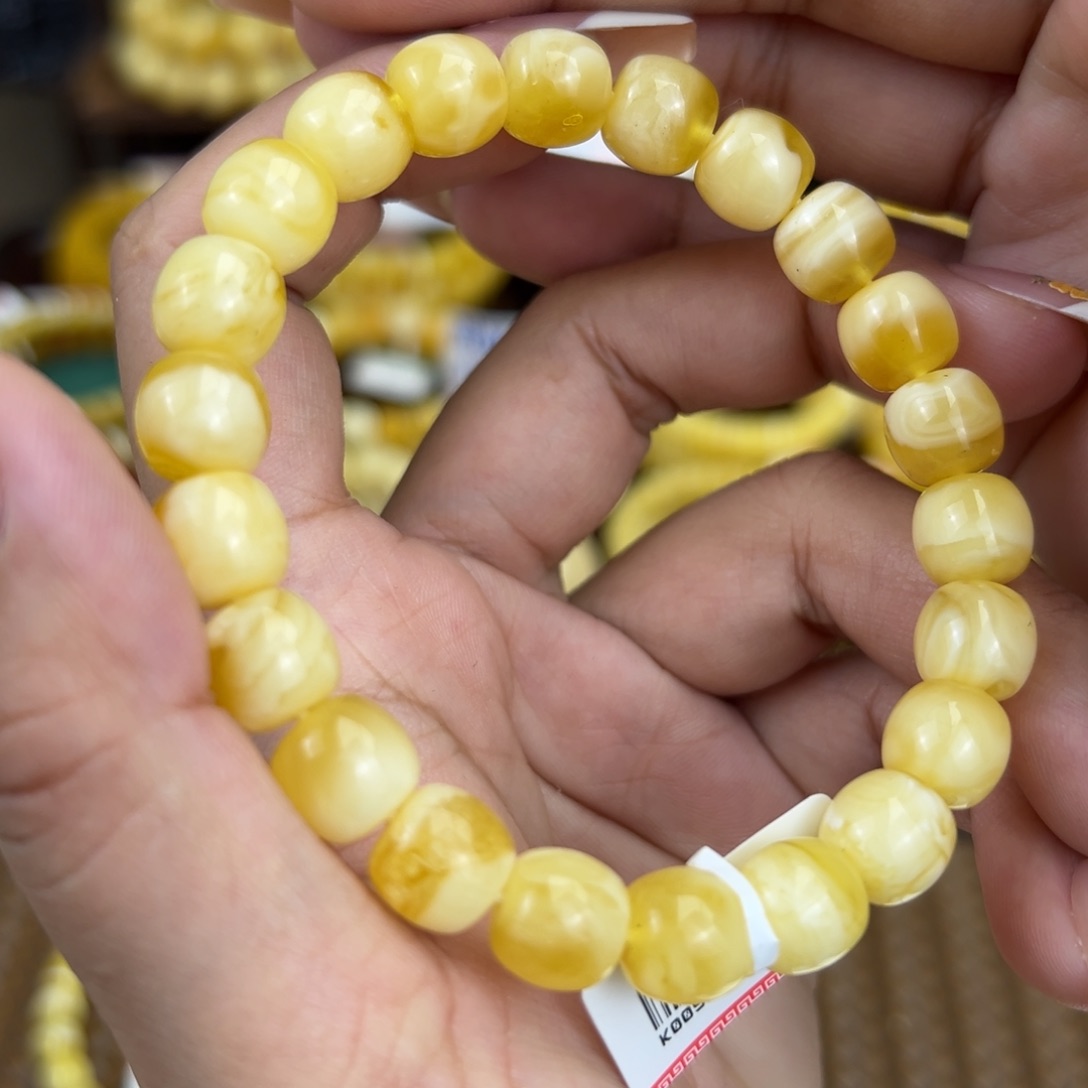 琥珀裸石未镶嵌kkjjjjjjjjjjjjkm