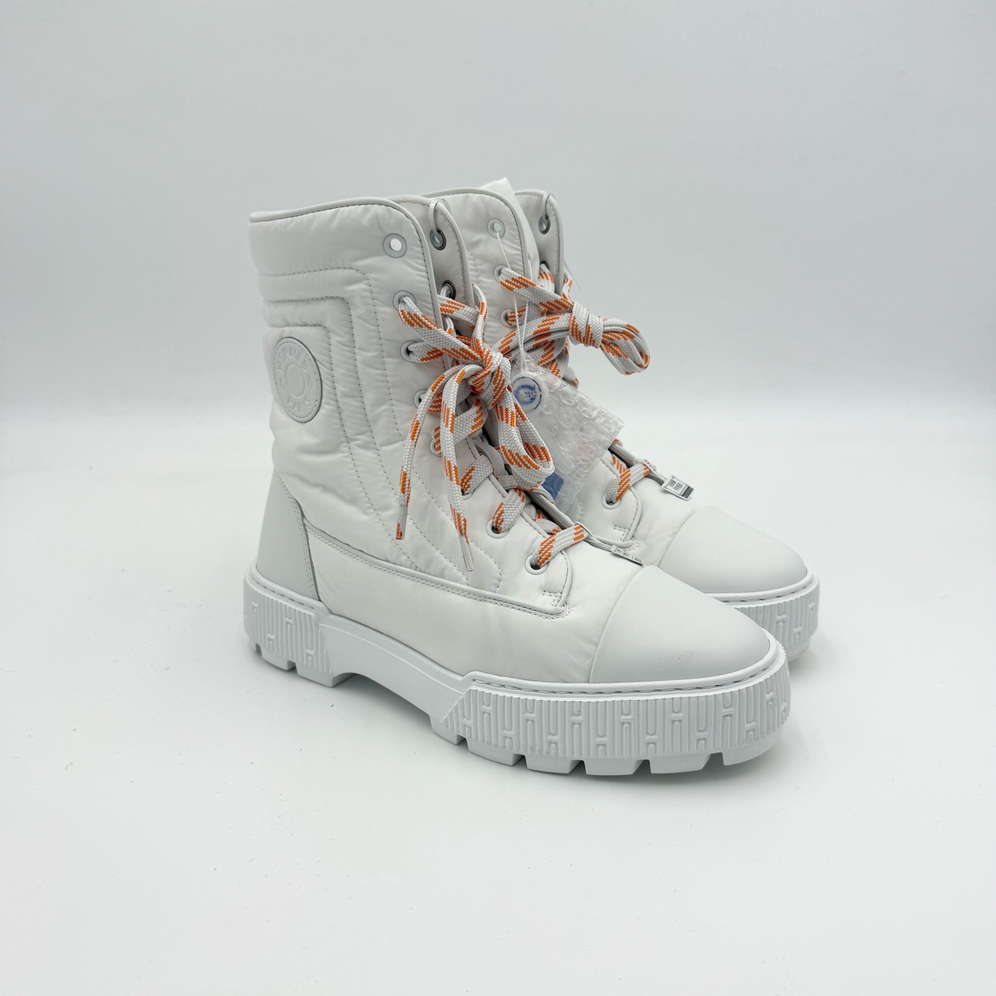 99新 Hermes/爱马仕 39码/白色绑带雪地靴/99新/pp0850