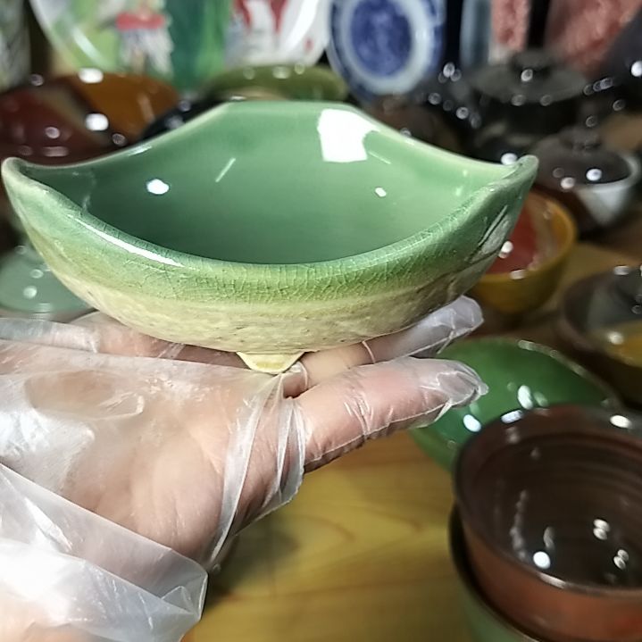 盘瓷片陶瓷杯盘壶碗都有