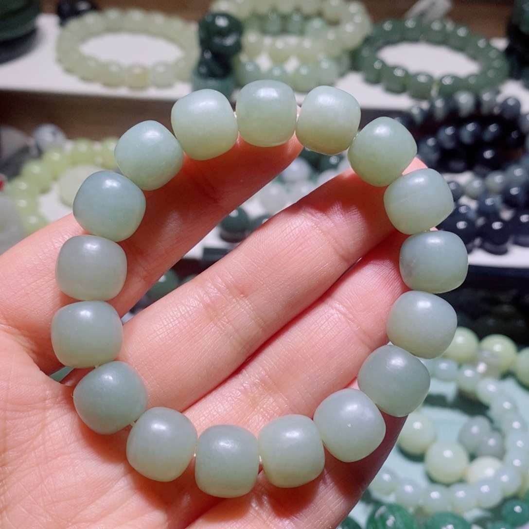 和田玉手链未镶嵌